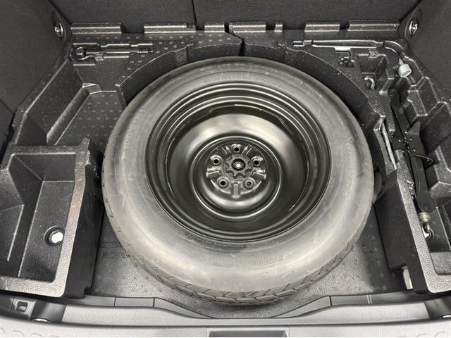 C-HR G シートヒーター フルセグ内蔵メモリーナビ DVD再生 Bluetooth バックモニター ETC 衝突被害軽減ブレーキ 車線逸脱警報装置 オートハイビーム クルーズコントロール ワンオーナー 記録簿(20枚目)