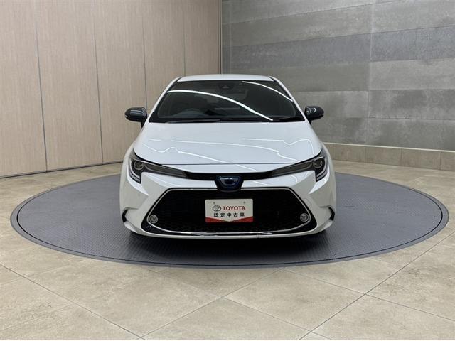 カローラツーリング ハイブリッド　ダブルバイビー　ドラレコ　ディスプレイオーディオ　バックモニター　Ｂｌｕｅｔｏｏｔｈ　ＥＴＣ　クルーズコントロール　衝突被害軽減ブレーキ　ペダル踏み間違急発進抑制装置　車線逸脱警報装置　オートハイビーム　ワンオーナー（16枚目）