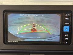 Хåɥ˥դǤ֤θ˾餬դƤꡢХåݤθͻҤ˥ɽޤ 4