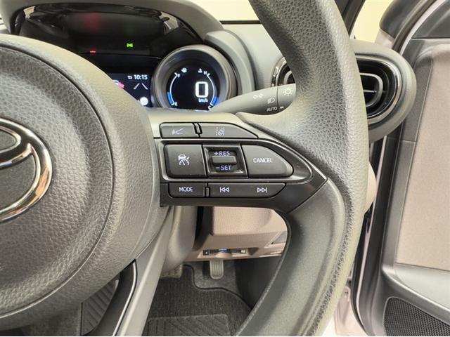 ヤリス ハイブリッドG 衝突被害軽減ブレーキ ペダル踏み間違い急発進抑制装置 ドライブレコーダー ナビ Bluetooth ETC クルーズコントロール オートエアコン スマートキー デュアル・サイドエアバック(8枚目)