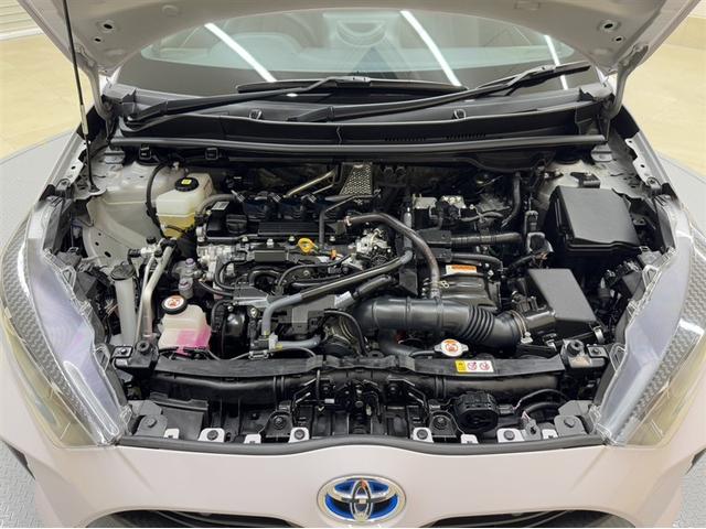 ヤリス ハイブリッドG 衝突被害軽減ブレーキ ペダル踏み間違い急発進抑制装置 ドライブレコーダー ナビ Bluetooth ETC クルーズコントロール オートエアコン スマートキー デュアル・サイドエアバック(32枚目)