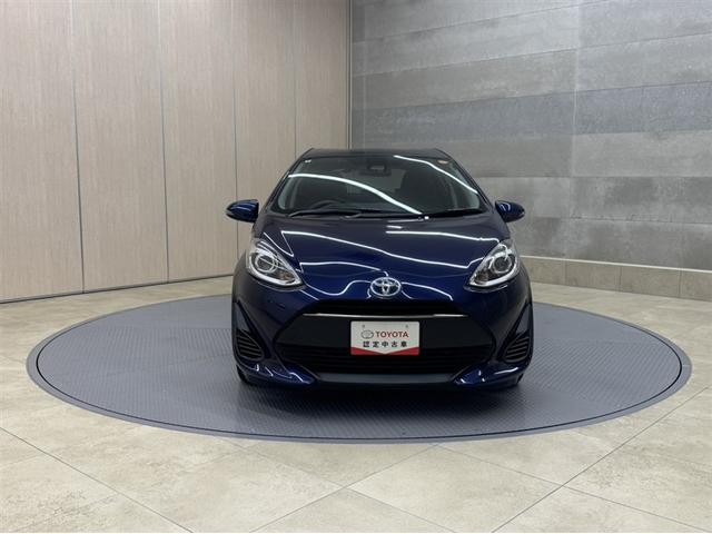 アクア Sスタイルブラック 衝突被害軽減ブレーキ ナビ フルセグ Bluetooth ETC バックモニター 先進ライト 車線逸脱警報 スマートキー オートエアコン デュアルエアバック CD/DV再生 社外アルミ 横滑り防止装置(14枚目)