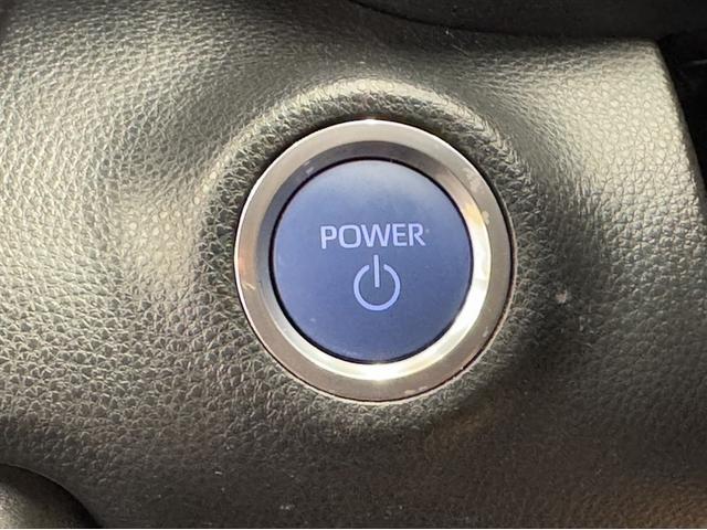 ヤリス ハイブリッドG 全周囲モニター ETC2.0 ディスプレイオーディオ ナビ Bluetooth ディスクプレーヤー クルーズコントロール 衝突被害軽減ブレーキ ペダル踏間違急発進抑制装置 車線逸脱警 オートハイビーム(12枚目)