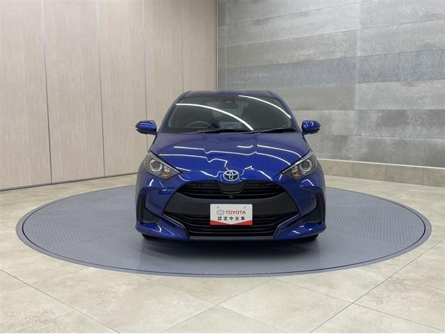 ヤリス ハイブリッドG 全周囲モニター ETC2.0 ディスプレイオーディオ ナビ Bluetooth ディスクプレーヤー クルーズコントロール 衝突被害軽減ブレーキ ペダル踏間違急発進抑制装置 車線逸脱警 オートハイビーム(14枚目)