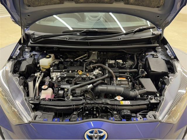 ヤリス ハイブリッドG 全周囲モニター ETC2.0 ディスプレイオーディオ ナビ Bluetooth ディスクプレーヤー クルーズコントロール 衝突被害軽減ブレーキ ペダル踏間違急発進抑制装置 車線逸脱警 オートハイビーム(31枚目)