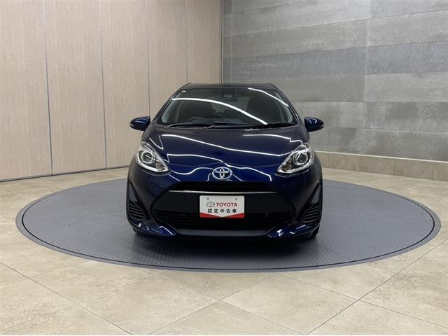 アクア Sスタイルブラック 衝突被害軽減ブレーキ ペダル踏み間違い急発進抑制装置 ナビ フルセグ Bluetooth ワンオーナー 先進ライト 車線逸脱警報 オートエアコン スマートキー CD/DVD再生 デュアルエアバック(13枚目)