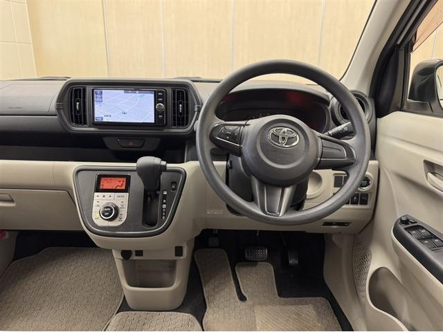 パッソ Ｘ　ＬパッケージＳ　衝突被害軽減ブレーキ　ペダル踏み間違い急発進抑制装置　ナビ　フルセグ　Ｂｌｕｅｔｏｏｔｈ　ＥＴＣ　ベンチシート　スマートキー　アイドリングストップ　バックモニター　車線逸脱警報　オートエアコン（6枚目）