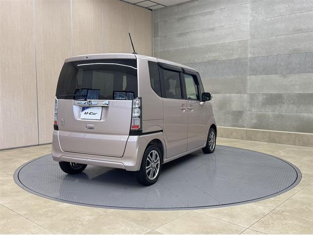 Ｎ－ＢＯＸ Ｇ　ＳＳパッケージ　衝突被害軽減ブレーキ　ペダル踏み間違い急発進抑制装置　ナビ　ワンセグ　Ｂｌｕｅｔｏｏｔｈ　ＥＴＣ　両側電動スライドドア　ベンチシート　スマートキー　オートエアコン　アイドリングストップ（18枚目）