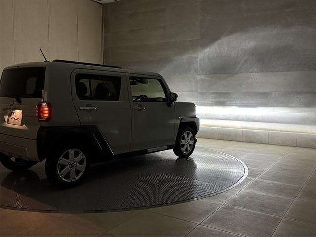 タフト Ｇ　クロムベンチャー　届出済未使用車　衝突被害軽減ブレーキ　ペダル踏み間違い急発進抑制装置　新品純正メモリーナビ　フルセグ　Ｂｌｕｅｔｏｏｔｈ　シートヒーター　バックモニター　サンルーフ　クルーズコントロール　ＣＤ／ＤＶＤ（13枚目）