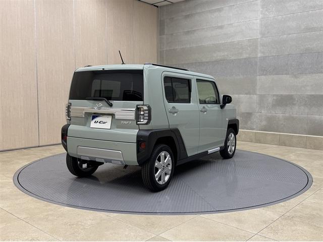 タフト Ｇ　クロムベンチャー　届出済未使用車　衝突被害軽減ブレーキ　ペダル踏み間違い急発進抑制装置　新品純正メモリーナビ　フルセグ　Ｂｌｕｅｔｏｏｔｈ　シートヒーター　バックモニター　サンルーフ　クルーズコントロール　ＣＤ／ＤＶＤ（16枚目）