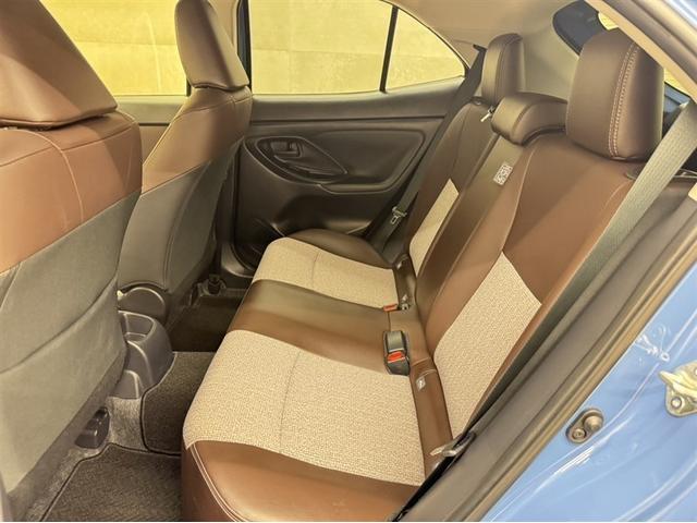 ヤリスクロス Ｚ　ディスプレイオーディオ　Ｂｌｕｅｔｏｏｔｈ　バックモニター　シートヒーター　クルーズコントロール　イモビライザー　衝突被害軽減ブレーキ　ペダル踏み間違急発進抑制装置　車線逸脱警報装置　オートハイビーム（19枚目）