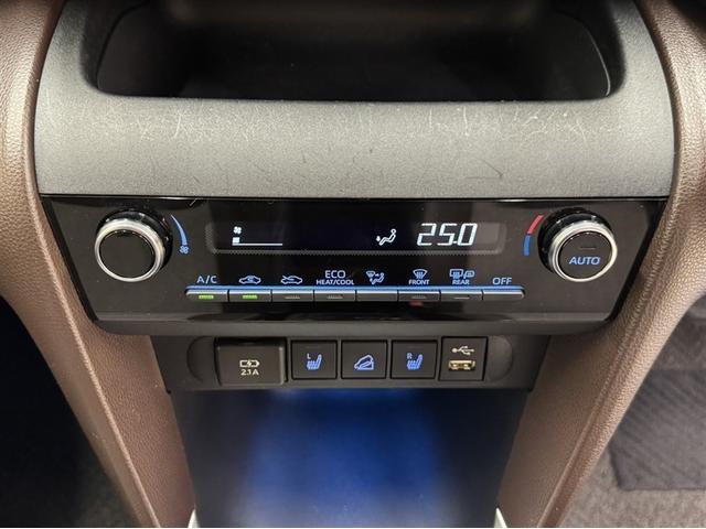 ヤリスクロス Ｚ　ディスプレイオーディオ　Ｂｌｕｅｔｏｏｔｈ　バックモニター　シートヒーター　クルーズコントロール　イモビライザー　衝突被害軽減ブレーキ　ペダル踏み間違急発進抑制装置　車線逸脱警報装置　オートハイビーム（21枚目）