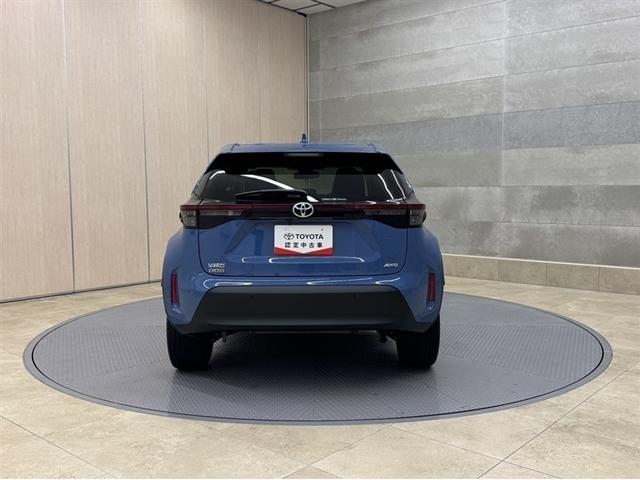 ヤリスクロス Ｚ　ディスプレイオーディオ　Ｂｌｕｅｔｏｏｔｈ　バックモニター　シートヒーター　クルーズコントロール　イモビライザー　衝突被害軽減ブレーキ　ペダル踏み間違急発進抑制装置　車線逸脱警報装置　オートハイビーム（27枚目）