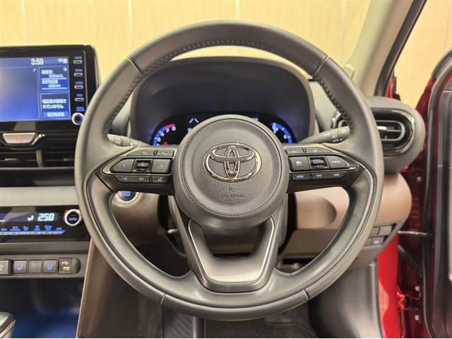 ヤリスクロス Ｚ　衝突被害軽減ブレーキ　ペダル踏み間違い急発進抑制装置　ディスプレイオーディオ　Ｂｌｕｅｔｏｏｔｈ　シートヒーター　ブラインドスポットモニター　ＬＥＤ　クルーズコントロール　バックモニター　パワーシート（7枚目）