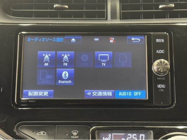 アクア Ｓ　衝突被害軽減ブレーキ　ナビ　フルセグ　Ｂｌｕｅｔｏｏｔｈ　ＥＴＣ　バックモニター　クルーズコントロール　先進ライト　車線逸脱警報　スマートキー　オートエアコン　ＣＤ／ＤＶＤ再生　記録簿　横滑防止装置（8枚目）