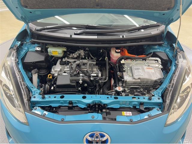 アクア Ｓ　衝突被害軽減ブレーキ　ナビ　フルセグ　Ｂｌｕｅｔｏｏｔｈ　ＥＴＣ　バックモニター　クルーズコントロール　先進ライト　車線逸脱警報　スマートキー　オートエアコン　ＣＤ／ＤＶＤ再生　記録簿　横滑防止装置（30枚目）