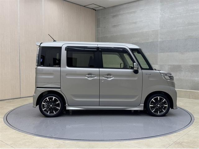 スペーシアカスタム ハイブリッドＸＳターボ　衝突被害軽減ブレーキ　ペダル踏み間違い急発進抑制装置　ナビ　フルセグ　Ｂｌｕｅｔｏｏｔｈ　シートヒーター　両側電動スライドドア　全周囲カメラ　アイドリングストップ　ＥＴＣ　ＬＥＤ　ベンチシート　記録簿（17枚目）