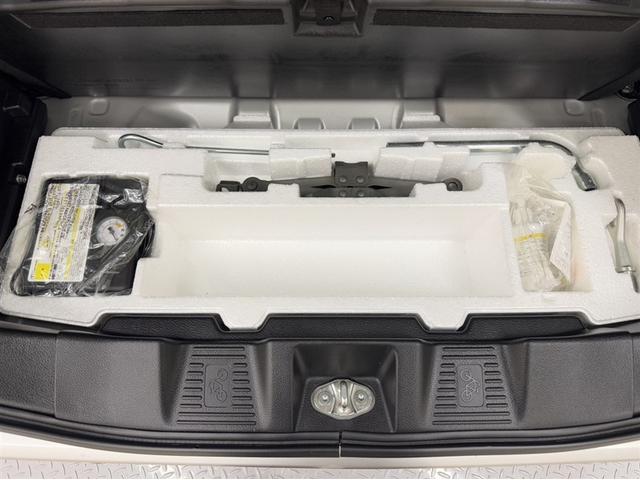 スペーシアカスタム ハイブリッドＸＳターボ　衝突被害軽減ブレーキ　ペダル踏み間違い急発進抑制装置　ナビ　フルセグ　Ｂｌｕｅｔｏｏｔｈ　シートヒーター　両側電動スライドドア　全周囲カメラ　アイドリングストップ　ＥＴＣ　ＬＥＤ　ベンチシート　記録簿（20枚目）