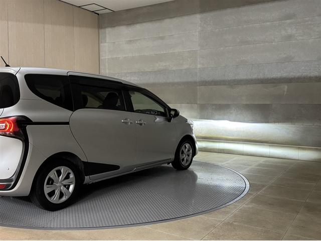 シエンタ G セーフティーエディション 衝突被害軽減ブレーキ ペダル踏み間違い急発進抑制装置 ナビ ワンセグ Bluetooth LED 全周囲カメラ 両側電動スライドドア アイドリングストップ オートエアコン 3列シート スマートキー(13枚目)