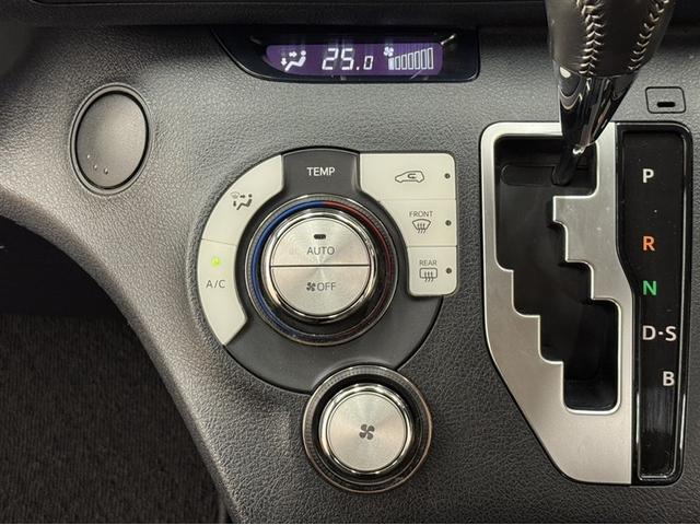 シエンタ G セーフティーエディション 衝突被害軽減ブレーキ ペダル踏み間違い急発進抑制装置 ナビ ワンセグ Bluetooth LED 全周囲カメラ 両側電動スライドドア アイドリングストップ オートエアコン 3列シート スマートキー(23枚目)