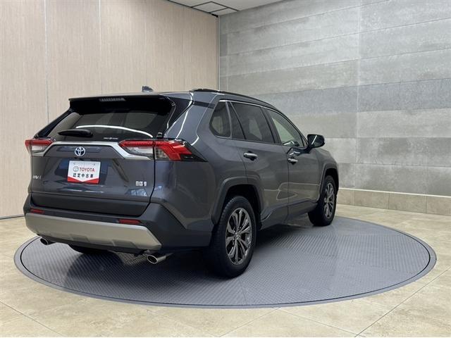 ＲＡＶ４ ハイブリッドＧ　４ＷＤ　衝突被害軽減ブレーキ　ペダル踏み間違い急発進抑制装置　電源コンセント　寒冷地仕様　ナビ　フルセグ　Ｂｌｕｅｔｏｏｔｈ　シートヒーター　全周囲カメラ　ブラインドスポットモニター　ＥＴＣ　ＬＥＤ（21枚目）