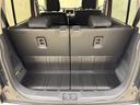 広さと使い勝手が気になるラゲージスペースはこちら。十分な広さですね!
