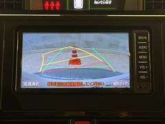 �Хå������ɥ�˥����դ��Ǥ����֤θ����˾�������餬�դ��Ƥ��ꡢ�Хå�����ݤθ������ͻҤ��˥������ɽ�����ޤ��� 7