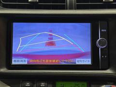 �Хå������ɥ�˥����դ��Ǥ����֤θ����˾�������餬�դ��Ƥ��ꡢ�Хå�����ݤθ������ͻҤ��˥������ɽ�����ޤ��� 5