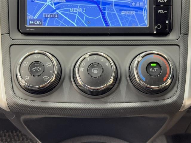 カローラフィールダー １．５Ｘ　衝突被害軽減ブレーキ　ナビ　ワンセグ　Ｂｌｕｅｔｏｏｔｈ　バックモニター　ワンオーナー　アイドリングストップ　先進ライト　車線逸脱警報　マニュアルエアコン　ＣＤ再生　デュアル・サイドエアバック（18枚目）