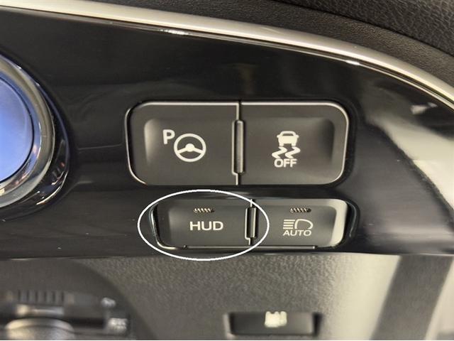 プリウス Ａ　衝突被害軽減ブレーキ　ペダル踏み間違い急発進抑制装置　９インチナビ　フルセグ　Ｂｌｕｅｔｏｏｔｈ　ＥＴＣ　ＬＥＤ　ブラインドスポットモニター　バックモニター　オートエアコン　スマートキー　純正アルミ（24枚目）