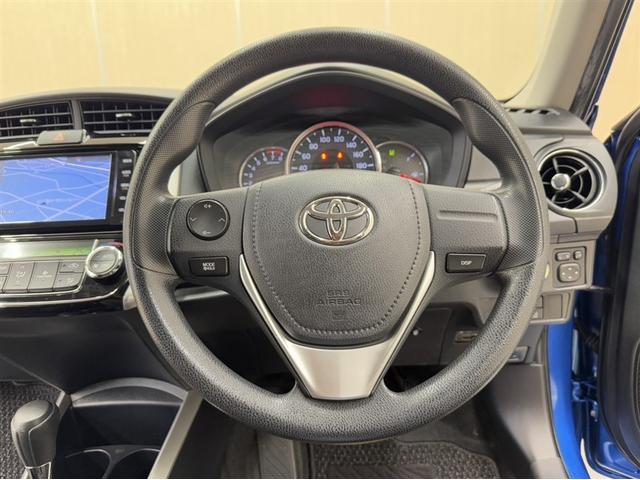 カローラフィールダー １．５Ｇ　衝突被害軽減ブレーキ　車線逸脱警報装置　オートハイビーム　横滑り防止装置　ＡＢＳ　フルセグ内蔵メモリーナビ　ＣＤ／ＤＶＤ再生　Ｂｌｕｅｔｏｏｔｈ対応　バックモニター　ＥＴＣ（7枚目）