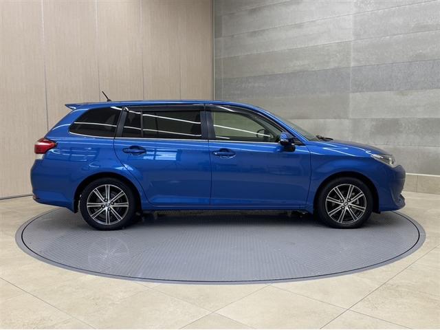 カローラフィールダー １．５Ｇ　衝突被害軽減ブレーキ　車線逸脱警報装置　オートハイビーム　横滑り防止装置　ＡＢＳ　フルセグ内蔵メモリーナビ　ＣＤ／ＤＶＤ再生　Ｂｌｕｅｔｏｏｔｈ対応　バックモニター　ＥＴＣ（17枚目）