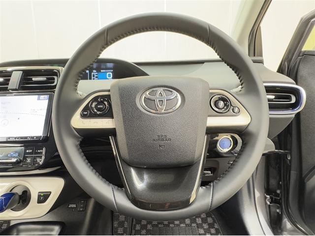 プリウス Sツーリングセレクション 寒冷地仕様 合成皮革シート&シートヒーター フルセグ内蔵メモリーナビ CD/DVD再生 Bluetooth対応 バックモニターETC サイドエアバック オートエアコン スマートキー イモビライザー(7枚目)