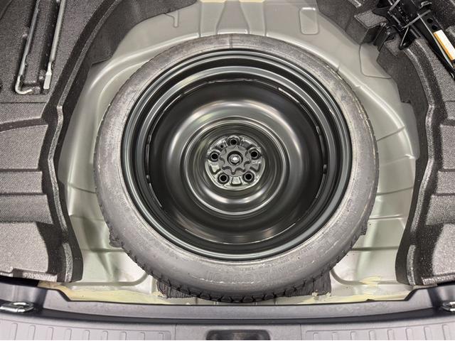 プリウス Sツーリングセレクション 寒冷地仕様 合成皮革シート&シートヒーター フルセグ内蔵メモリーナビ CD/DVD再生 Bluetooth対応 バックモニターETC サイドエアバック オートエアコン スマートキー イモビライザー(18枚目)