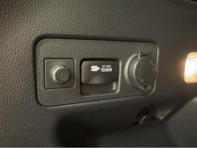 ヤリスクロス ハイブリッドＺ　ドラレコ　シートヒーター　ＡＣ１００Ｖコンセント　ディスプレイオーディオ　メモリーナビ　フルセグ　Ｂｌｕｅｔｏｏｔｈ　バックモニター　ＥＴＣ　ワンオーナー　整備記録簿　運転席パワーシート　サポーカーＳ（12枚目）