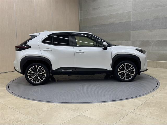 ヤリスクロス ハイブリッドＺ　ドラレコ　シートヒーター　ＡＣ１００Ｖコンセント　ディスプレイオーディオ　メモリーナビ　フルセグ　Ｂｌｕｅｔｏｏｔｈ　バックモニター　ＥＴＣ　ワンオーナー　整備記録簿　運転席パワーシート　サポーカーＳ（19枚目）