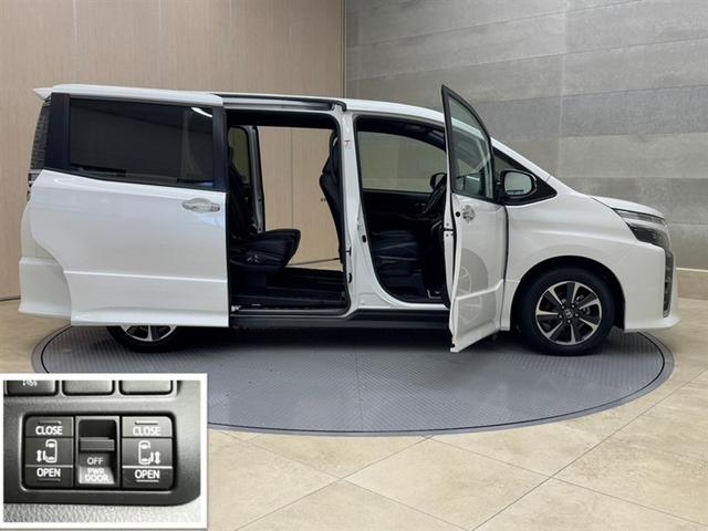 ヴォクシー ZS 煌III 衝突被害軽減ブレーキ ペダル踏み間違い急発進抑制装置 ドライブレコーダー ナビ フルセグ Bluetooth 後席モニター バックモニター ETC LED クルーズコントロール 両側電動スライドドア(18枚目)