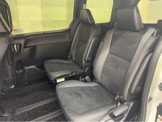 ヴォクシー ZS 煌III 衝突被害軽減ブレーキ ペダル踏み間違い急発進抑制装置 ドライブレコーダー ナビ フルセグ Bluetooth 後席モニター バックモニター ETC LED クルーズコントロール 両側電動スライドドア(22枚目)