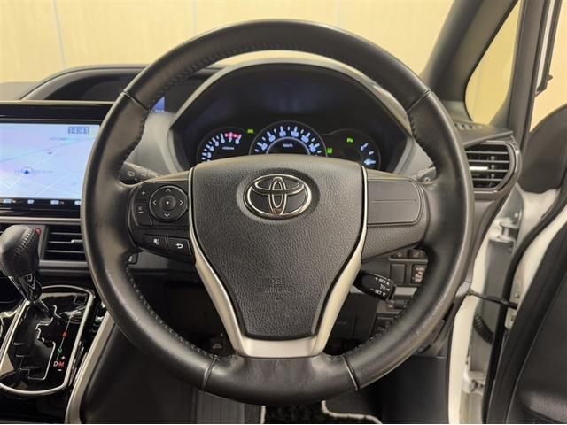 ヴォクシー ZS 煌III 衝突被害軽減ブレーキ ペダル踏み間違い急発進抑制装置 ドライブレコーダー ナビ フルセグ Bluetooth 後席モニター バックモニター ETC LED クルーズコントロール 両側電動スライドドア(27枚目)