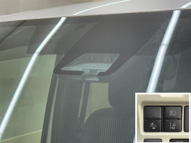 ノア Si ダブルバイビーII 衝突被害軽減ブレーキ ペダル踏み間違い急発進抑制装置 ナビ フルセグ Bluetooth ETC LED 両側電動スライドドア バックモニター クルーズコントロール ワンオーナー CD/DVD再生(24枚目)