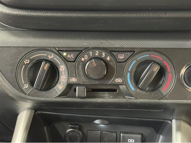 ライズ Ｘ　Ｓ　衝突被害軽減ブレーキ　ペダル踏み間違い急発進抑制装置　ナビ　フルセグ　Ｂｌｕｅｔｏｏｔｈ　バックモニター　ＬＥＤ　アイドリングストップ　先進ライト　車線逸脱警報　ＣＤ／ＤＶＤ再生　ワンオーナー（20枚目）