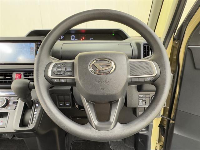 タント Ｘ　届出済未使用車　新品純正ナビ　ＣＤ／ＤＶＤ再生　Ｂｌｕｅｔｏｏｔｈ　バックモニター　シートヒーター　スマートキー　衝突被害軽減ブレーキ　ペダル踏間違い急発進抑制装置　車線逸脱警報装置　オートハイビーム（6枚目）