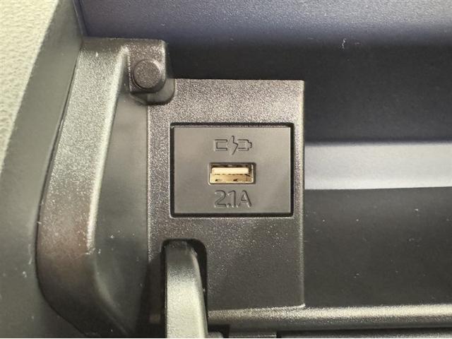 タント Ｘ　届出済未使用車　新品純正ナビ　ＣＤ／ＤＶＤ再生　Ｂｌｕｅｔｏｏｔｈ　バックモニター　シートヒーター　スマートキー　衝突被害軽減ブレーキ　ペダル踏間違い急発進抑制装置　車線逸脱警報装置　オートハイビーム（10枚目）