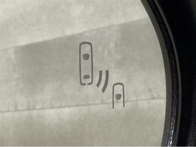 カローラツーリング ハイブリッド　Ｓ　衝突被害軽減ブレーキ　ペダル踏み間違い急発進抑制装置　ドライブレコーダー　ナビ　フルセグ　Ｂｌｕｅｔｏｏｔｈ　ＥＴＣ　ＬＥＤ　バックモニター　ブラインドスポットモニター　クルーズコントロール　記録簿（15枚目）