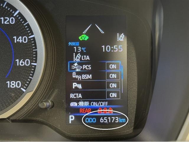 カローラツーリング ハイブリッド　Ｓ　衝突被害軽減ブレーキ　ペダル踏み間違い急発進抑制装置　ドライブレコーダー　ナビ　フルセグ　Ｂｌｕｅｔｏｏｔｈ　ＥＴＣ　ＬＥＤ　バックモニター　ブラインドスポットモニター　クルーズコントロール　記録簿（24枚目）