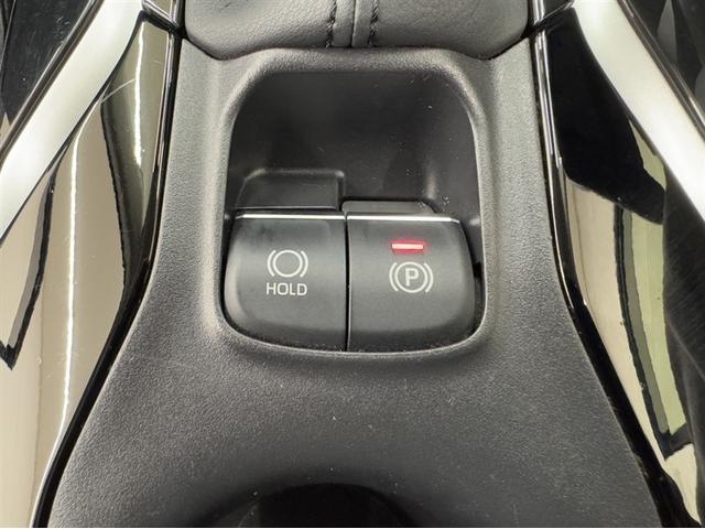 カローラツーリング ハイブリッド　Ｓ　衝突被害軽減ブレーキ　ペダル踏み間違い急発進抑制装置　ドライブレコーダー　ナビ　フルセグ　Ｂｌｕｅｔｏｏｔｈ　ＥＴＣ　ＬＥＤ　バックモニター　ブラインドスポットモニター　クルーズコントロール　記録簿（26枚目）