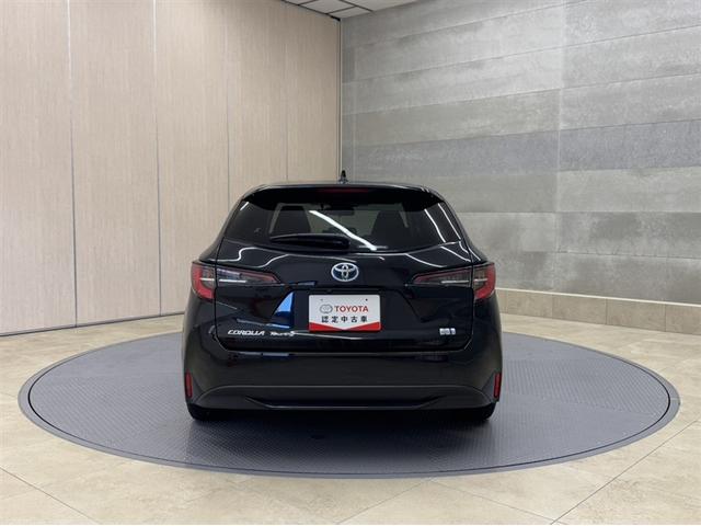 カローラツーリング ハイブリッド　Ｓ　衝突被害軽減ブレーキ　ペダル踏み間違い急発進抑制装置　ドライブレコーダー　ナビ　フルセグ　Ｂｌｕｅｔｏｏｔｈ　ＥＴＣ　ＬＥＤ　バックモニター　ブラインドスポットモニター　クルーズコントロール　記録簿（29枚目）