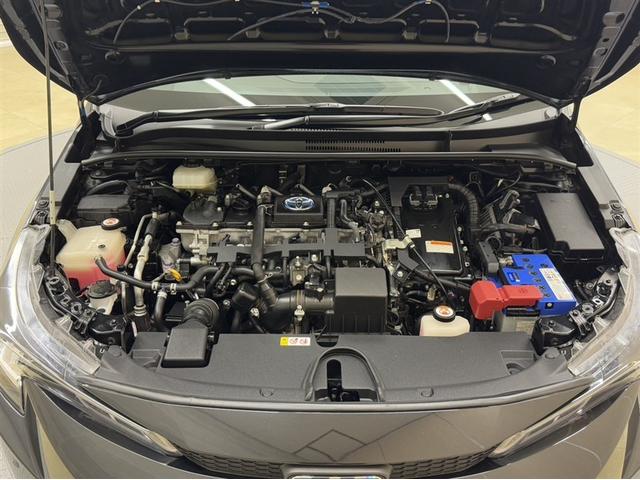 カローラツーリング ハイブリッド　Ｓ　衝突被害軽減ブレーキ　ペダル踏み間違い急発進抑制装置　ドライブレコーダー　ナビ　フルセグ　Ｂｌｕｅｔｏｏｔｈ　ＥＴＣ　ＬＥＤ　バックモニター　ブラインドスポットモニター　クルーズコントロール　記録簿（33枚目）