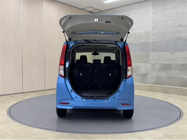 ルーミー Ｇ　Ｓ　衝突被害軽減ブレーキ　ペダル踏み間違い急発進抑制装置　ナビ　ワンセグ　Ｂｌｕｅｔｏｏｔｈ　シートヒーター　クルーズコントロール　両側電動スライドドア　スマートキー　オートエアコン　アイドリングストップ（25枚目）