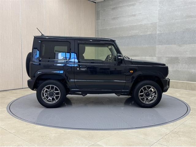 ジムニー XC 4WD 衝突被害軽減ブレーキ ナビ ワンセグ Bluetooth シートヒーター クルーズコントロール ETC LED 先進ライト 車線逸脱警報 オートエアコン スマートキー CD再生 純正アルミ(17枚目)